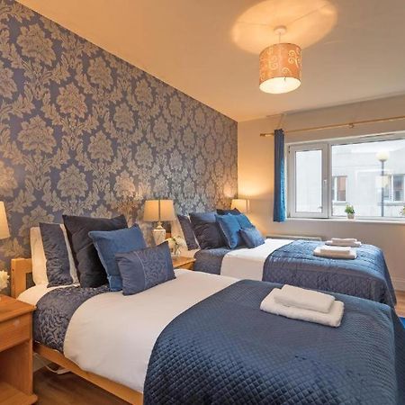 Town Square Townhouse - Best Location In Galway Exteriör bild
