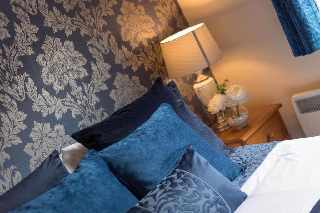 Town Square Townhouse - Best Location In Galway Exteriör bild